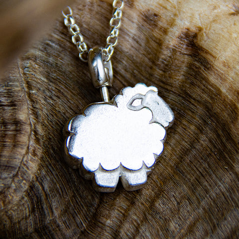 Sheep pendant. A solid sterling silver sheep necklace.